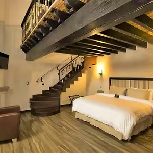 La Casa De Dos Leones Querétaro